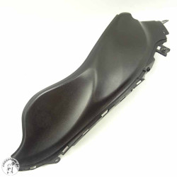 Plastique droit sous guidon (94621-15H00) Suzuki 1300 GSX-R 2011 - CTM-11696-093