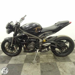 Triumph street triple 765 de 2022