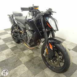 KTM 790 Duke de 2024