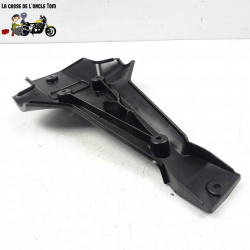 Plastique inférieur support de plaque Ducati 939 super sport 2017