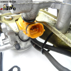 Rampe d'injection Suzuki 1000 TL S 2000