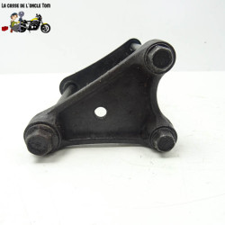 Support moteur arrière inférieur Honda 600 cbf hornet 2009